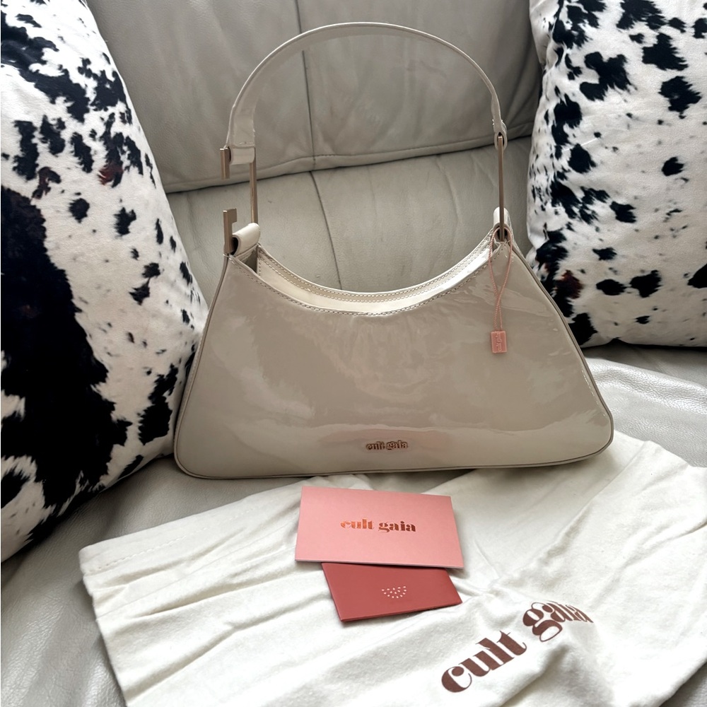 New CULT GAIA Aliza Patent Leather Shoulder Bag (Cream) — NWT
